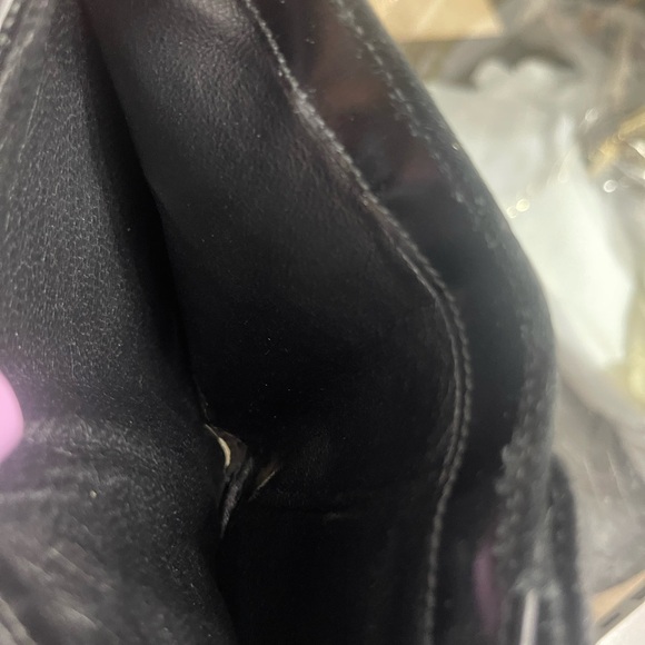 Gucci Black Suede Wallet - Picture 6 of 7